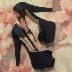 Navy blue heels